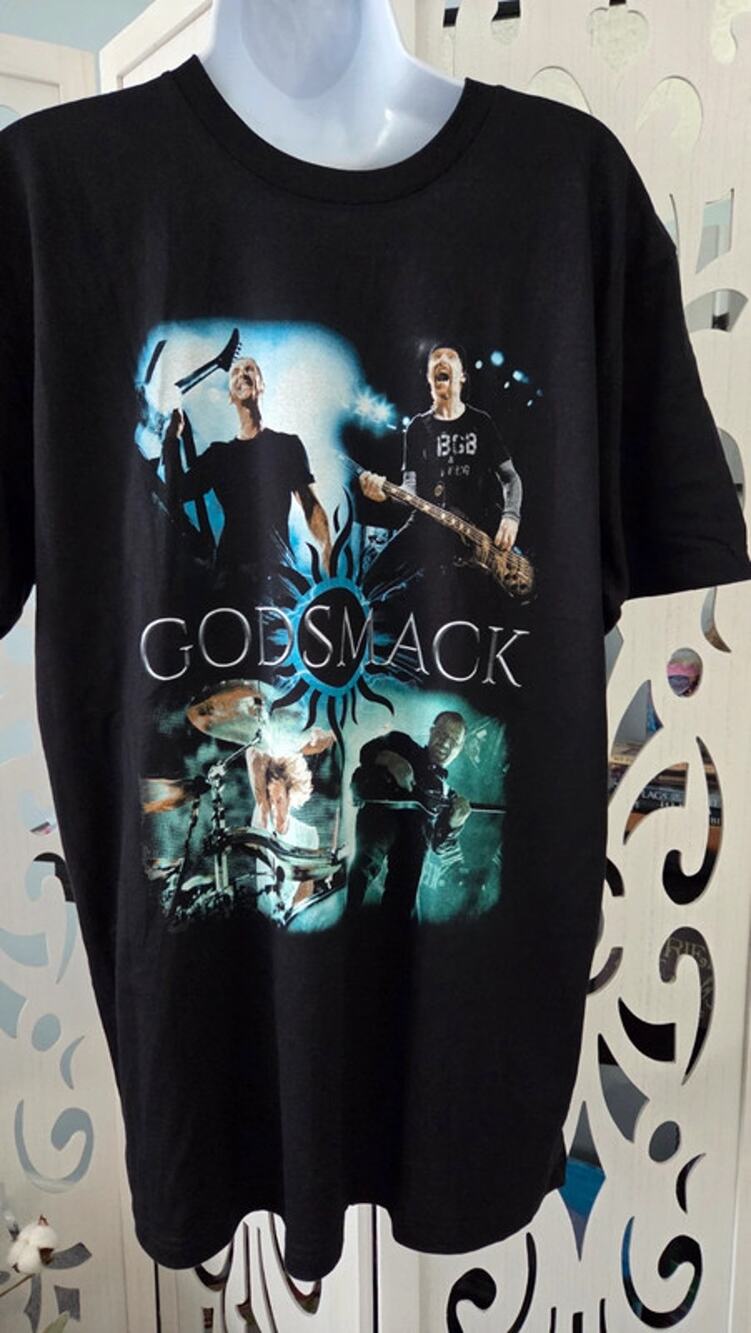 Godsmack When Legends Rise World Tour 2019 Tee NWOT Large Band Shirt